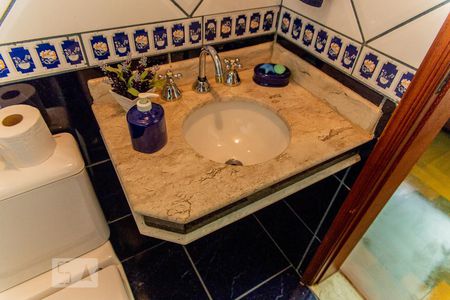 Pia de apartamento à venda com 3 quartos, 126m² em Vila Gilda, Santo André