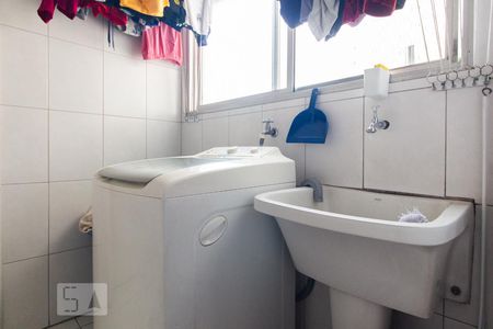 Apartamento à venda com 83m², 3 quartos e 1 vagaÁrea de serviço