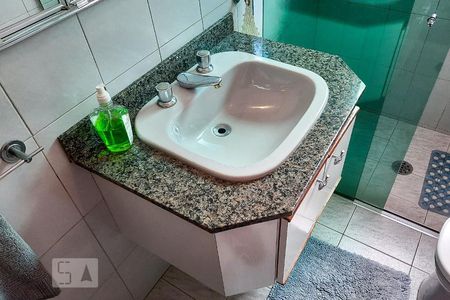 Casa à venda com 350m², 4 quartos e 3 vagas Casa à venda com 350m², 4 quartos e 3 vagasBanheiro Social