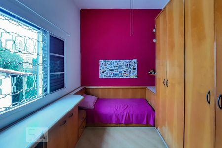 Casa à venda com 350m², 4 quartos e 3 vagas Casa à venda com 350m², 4 quartos e 3 vagasSuíte 2