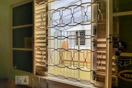 Casa à venda com 350m², 4 quartos e 3 vagas Casa à venda com 350m², 4 quartos e 3 vagasVista do Quarto 2