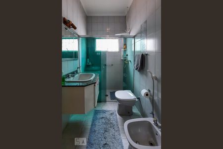 Casa à venda com 350m², 4 quartos e 3 vagas Casa à venda com 350m², 4 quartos e 3 vagasBanheiro Social