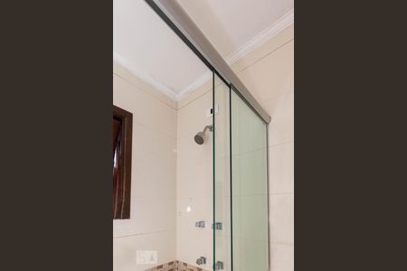 Casa à venda com 230m², 3 quartos e 3 vagasBanheiro da Suíte