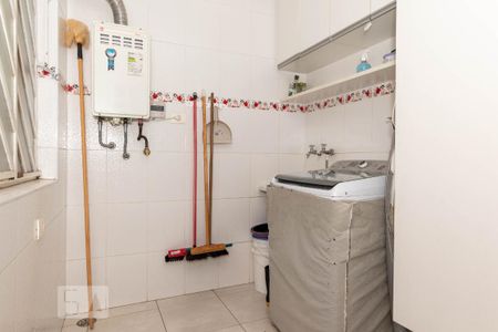 Casa à venda com 230m², 3 quartos e 3 vagasÁrea de Serviço