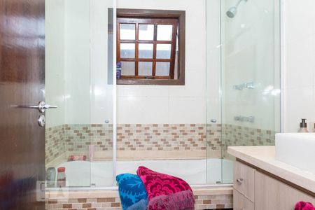 Casa à venda com 230m², 3 quartos e 3 vagasBanheiro da Suíte