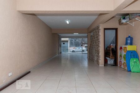 Casa à venda com 230m², 3 quartos e 3 vagasGaragem
