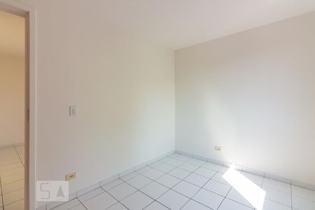 Quarto 1 de apartamento para alugar com 2 quartos, 44m² em Conceicao, Osasco