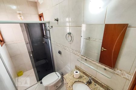 Casa à venda com 400m², 3 quartos e 5 vagas Casa à venda com 400m², 3 quartos e 5 vagasBanheiro