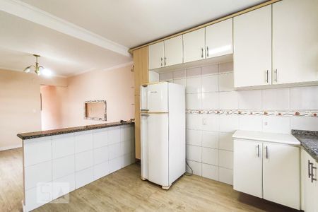 Casa à venda com 400m², 3 quartos e 5 vagas Casa à venda com 400m², 3 quartos e 5 vagasCozinha