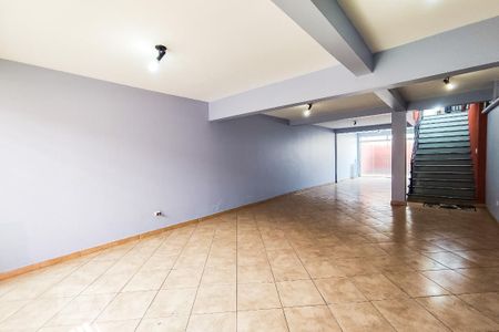 Casa à venda com 400m², 3 quartos e 5 vagas Casa à venda com 400m², 3 quartos e 5 vagasGaragem
