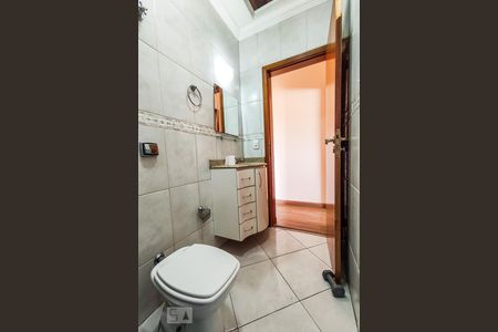 Casa à venda com 400m², 3 quartos e 5 vagas Casa à venda com 400m², 3 quartos e 5 vagasBanheiro