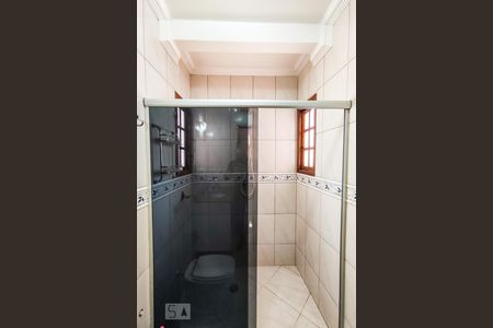 Casa à venda com 400m², 3 quartos e 5 vagas Casa à venda com 400m², 3 quartos e 5 vagasBanheiro da Suíte