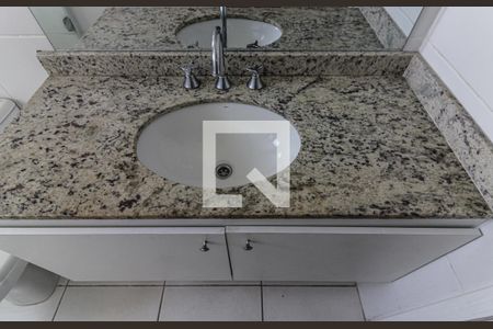 Apartamento para alugar com 64m², 2 quartos e 1 vaga Apartamento para alugar com 64m², 2 quartos e 1 vagaSuíte - Banheiro