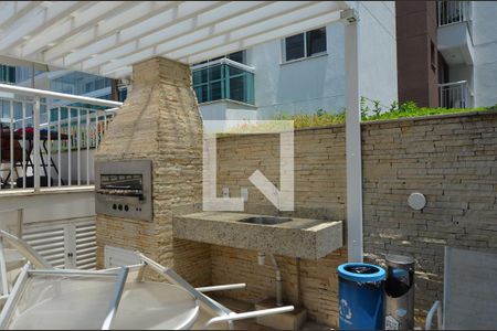 Apartamento para alugar com 64m², 2 quartos e 1 vagaÁrea comum