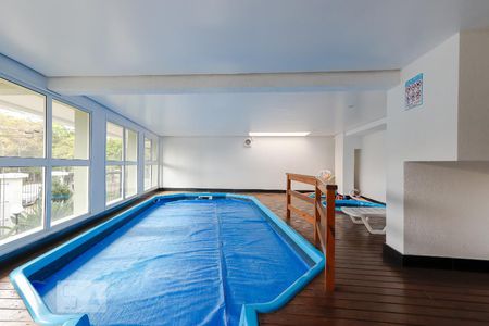Apartamento à venda com 65m², 2 quartos e 1 vagaÁrea comum - Piscina