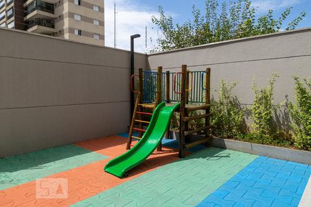 Apartamento à venda com 50m², 2 quartos e 1 vaga Apartamento à venda com 50m², 2 quartos e 1 vagaPlayground