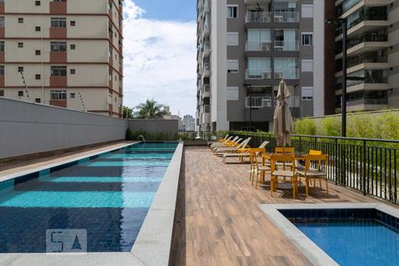 Apartamento à venda com 50m², 2 quartos e 1 vaga Apartamento à venda com 50m², 2 quartos e 1 vagaPiscina