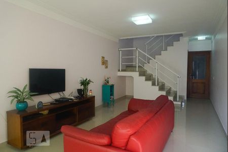 Sala de casa à venda com 3 quartos, 200m² em Vila Lais, São Paulo