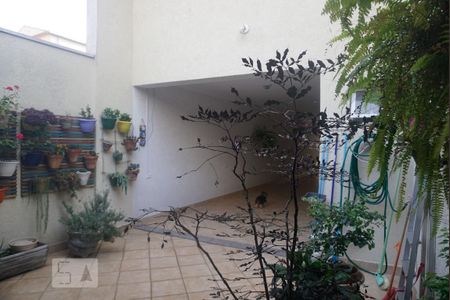 Casa à venda com 200m², 3 quartos e 3 vagas Casa à venda com 200m², 3 quartos e 3 vagasÁrea Gourmet com churrasqueira