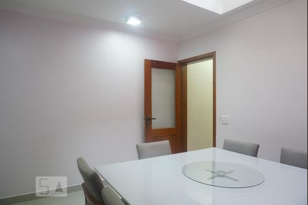 Casa à venda com 200m², 3 quartos e 3 vagas Casa à venda com 200m², 3 quartos e 3 vagasSala de Jantar