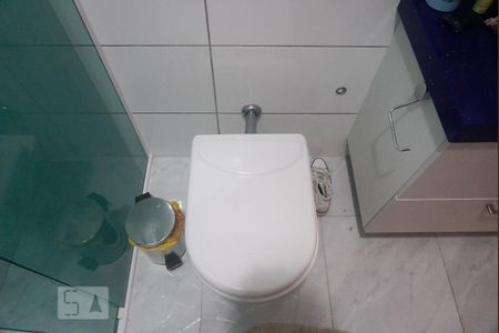 Casa à venda com 200m², 3 quartos e 3 vagas Casa à venda com 200m², 3 quartos e 3 vagasBanheiro Social