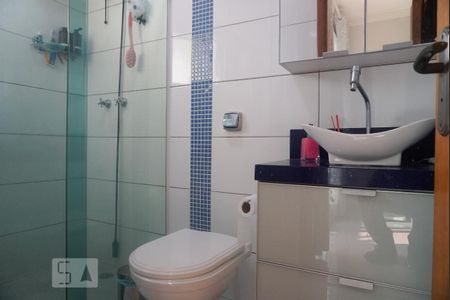 Casa à venda com 200m², 3 quartos e 3 vagas Casa à venda com 200m², 3 quartos e 3 vagasBanheiro da Suíte