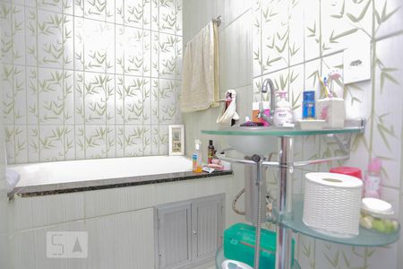 Casa à venda com 188m², 3 quartos e 1 vagaBanheiro Social 2