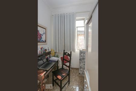 Casa à venda com 188m², 3 quartos e 1 vagaEscritório