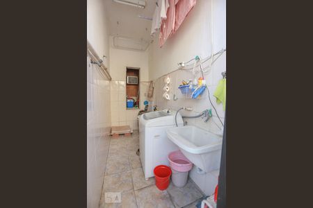 Casa à venda com 188m², 3 quartos e 1 vagaÁrea de Serviço