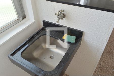 Apartamento para alugar com 65m², 2 quartos e 1 vagaÁrea de Serviço