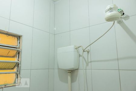 Casa para alugar com 85m², 2 quartos e sem vaga Casa para alugar com 85m², 2 quartos e sem vagaDetalhe do banheiro