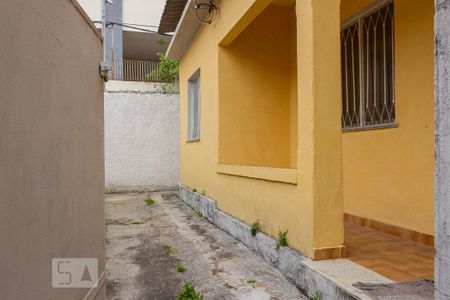 Casa para alugar com 85m², 2 quartos e sem vaga Casa para alugar com 85m², 2 quartos e sem vagaQuintal