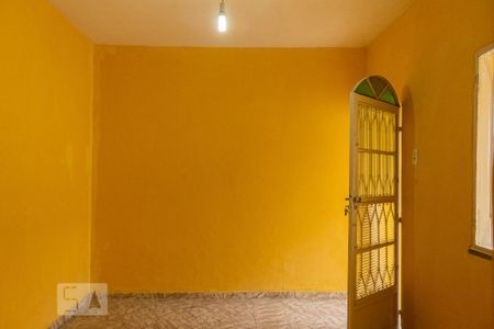Casa para alugar com 85m², 2 quartos e sem vaga Casa para alugar com 85m², 2 quartos e sem vagaSala