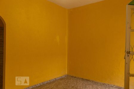 Casa para alugar com 85m², 2 quartos e sem vaga Casa para alugar com 85m², 2 quartos e sem vagaSala