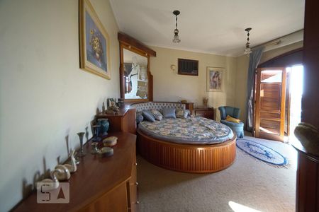 Casa para alugar com 500m², 5 quartos e 3 vagasQuarto 1 Suíte