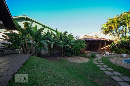 Casa para alugar com 500m², 5 quartos e 3 vagasPátio
