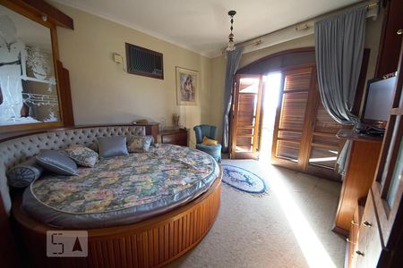 Casa para alugar com 500m², 5 quartos e 3 vagasQuarto 1 Suíte