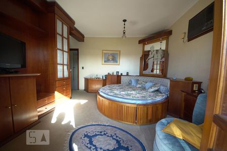 Casa para alugar com 500m², 5 quartos e 3 vagasQuarto 1 Suíte