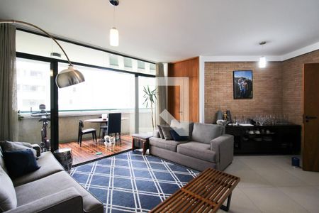 Sala de apartamento para alugar com 4 quartos, 121m² em Moema, São Paulo