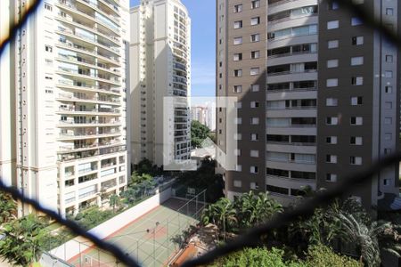 Vista de apartamento para alugar com 4 quartos, 121m² em Moema, São Paulo