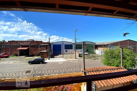 Casa à venda com 230m², 3 quartos e 5 vagasVista do quarto 2