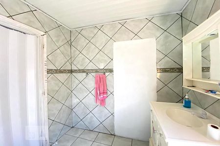 Casa à venda com 230m², 3 quartos e 5 vagasBanheiro da Suíte 2