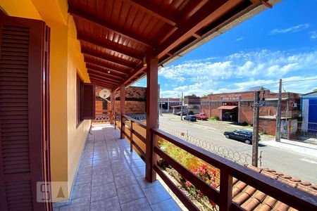 Casa à venda com 230m², 3 quartos e 5 vagasVaranda da Sala 2