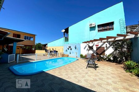 Casa à venda com 230m², 3 quartos e 5 vagasPiscina