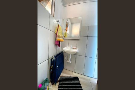 Casa à venda com 230m², 3 quartos e 5 vagasBanheiro 2