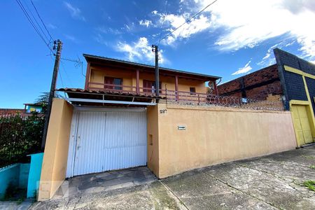 Casa à venda com 230m², 3 quartos e 5 vagasFachada da Casa