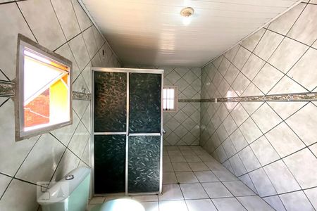 Casa à venda com 230m², 3 quartos e 5 vagasBanheiro da Suíte 2