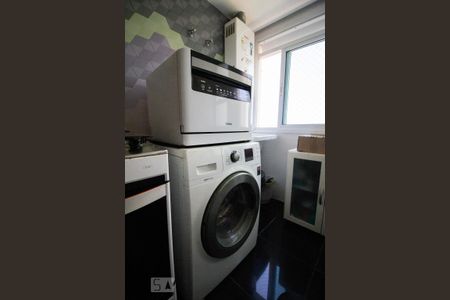 Apartamento para alugar com 100m², 2 quartos e 1 vaga Apartamento para alugar com 100m², 2 quartos e 1 vaga Area de serviço