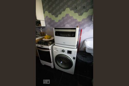 Apartamento para alugar com 100m², 2 quartos e 1 vaga Apartamento para alugar com 100m², 2 quartos e 1 vaga Area de serviço