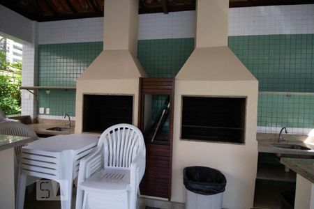 Apartamento para alugar com 100m², 2 quartos e 1 vaga Apartamento para alugar com 100m², 2 quartos e 1 vagaÁrea comum - Churrasqueira